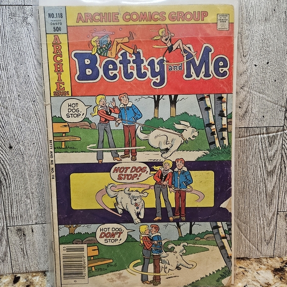 Archie Series No. 118 Betty & Me Archie Comics Group Comic Book - Picture 1 of 11